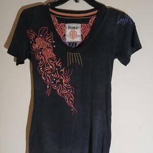 Roar Black and Pink Graphic Fitted Short Sleeve Tee